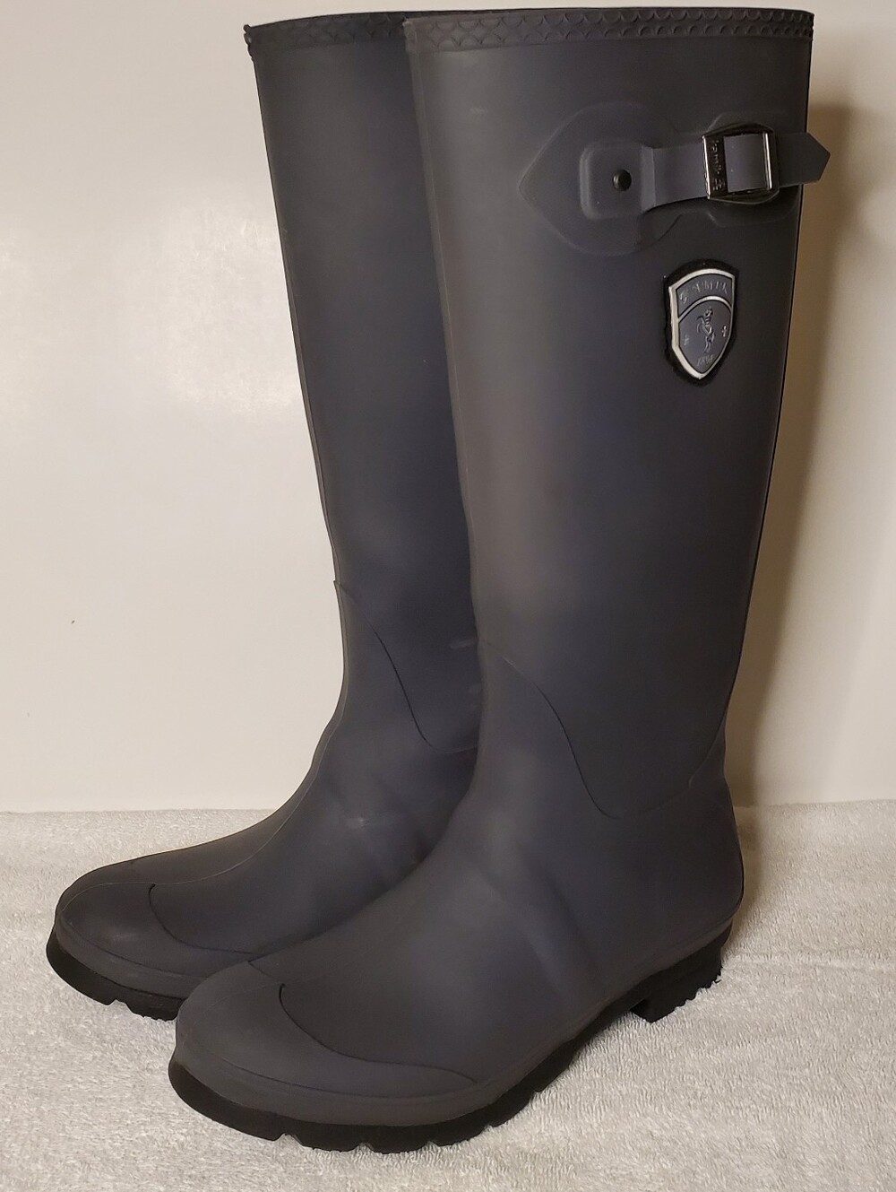 Kamik Gray Women's Rubber Boots